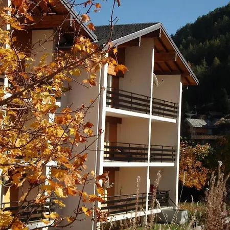 Mont-fort 14a By Interhome アパート ナンダ