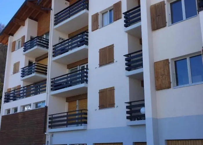 Mont-fort 14a By Interhome ナンダ